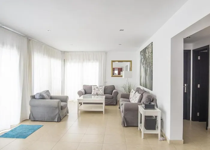 Villa Playa del Inglés piscina primera línea de playa by Lightbooking